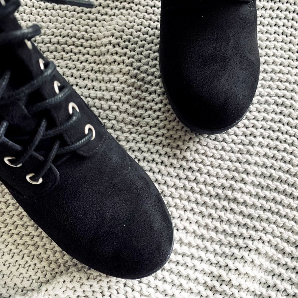 Soda Black Suede Lace-Up Chunky Heel Ankle Booties - Picture 7 of 8